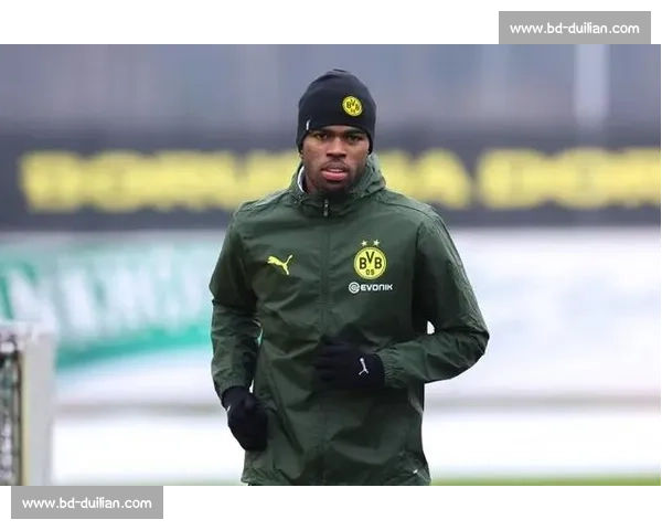 凯尔曝转会博弈:7 月 2000 万欧求购丘库埃梅卡?蓝军或逼我走人 凯尔曝转会博弈:7 月 2000 万欧求购丘库埃梅卡?蓝军或逼我走人