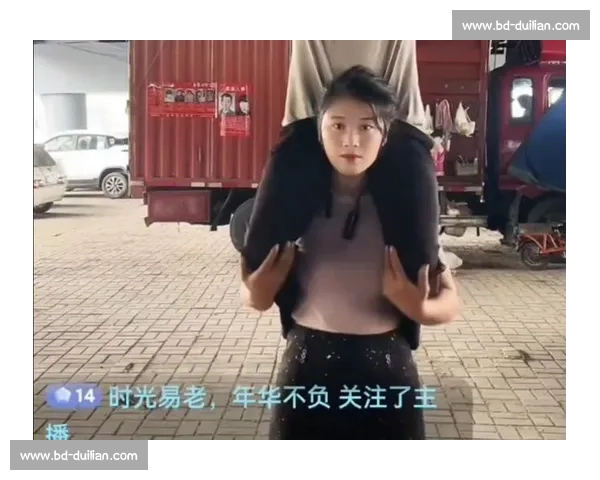 千万粉杂技夫妻暂别:16 年顶人绝技背后的颈椎危机 千万粉杂技夫妻暂别:16 年顶人绝技背后的颈椎危机