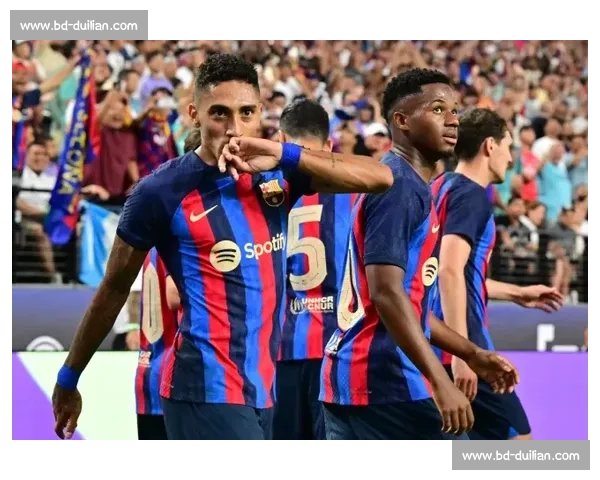 德科再造巴萨阵容革命:每个位置翻倍的「双保险」策略能否重塑巅峰? 德科再造巴萨阵容革命:每个位置翻倍的「双保险」策略能否重塑巅峰?