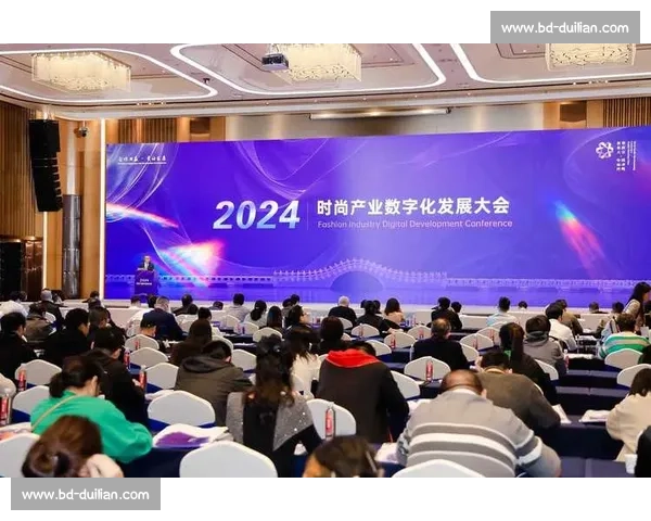 丁浩勇闯科技创新前沿引领未来智能产业高质量发展新格局 丁浩勇闯科技创新前沿引领未来智能产业高质量发展新格局