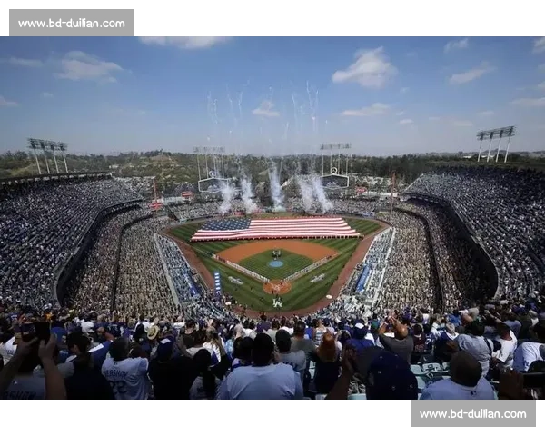 震惊!道奇队豪取连胜,王牌投手闪耀全场,刷新队史纪录! 震惊!道奇队豪取连胜,王牌投手闪耀全场,刷新队史纪录!